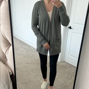 Sz Medium Women's Olive Open-Front Pocket Cardigan Sweater